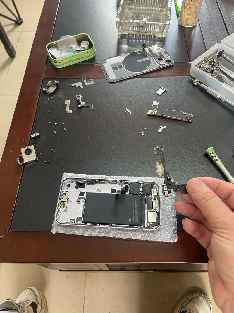 iphone5s尾插更换教程-图1