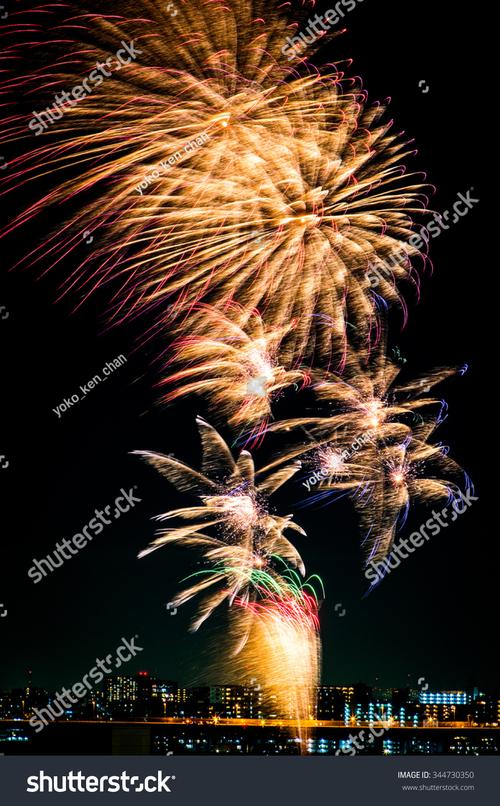 fireworks教程视频哪里找？-图2