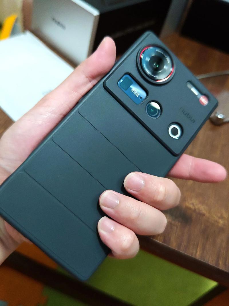 努比亚z7mini换屏教程难不难？-图1