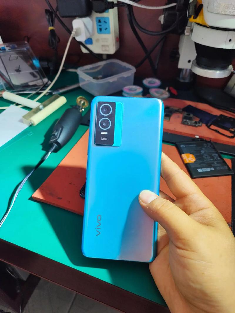 VIVO Y67拆机教程图解，步骤和工具有哪些？-图3