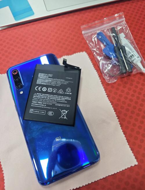 小米note换电池视频教程，步骤是怎样的？-图2