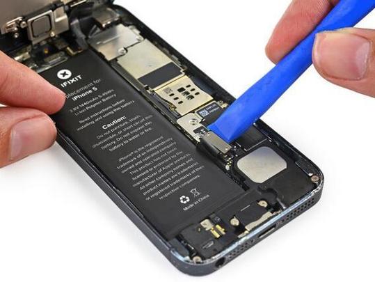 iPhone5换玻璃屏教程，自己操作难不难？-图2