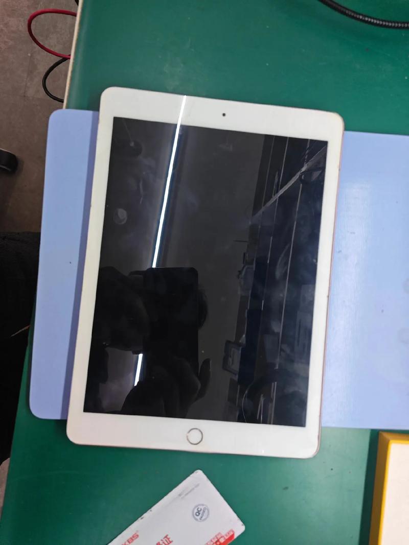 iPad5换电池视频教程具体步骤是怎样的？-图2