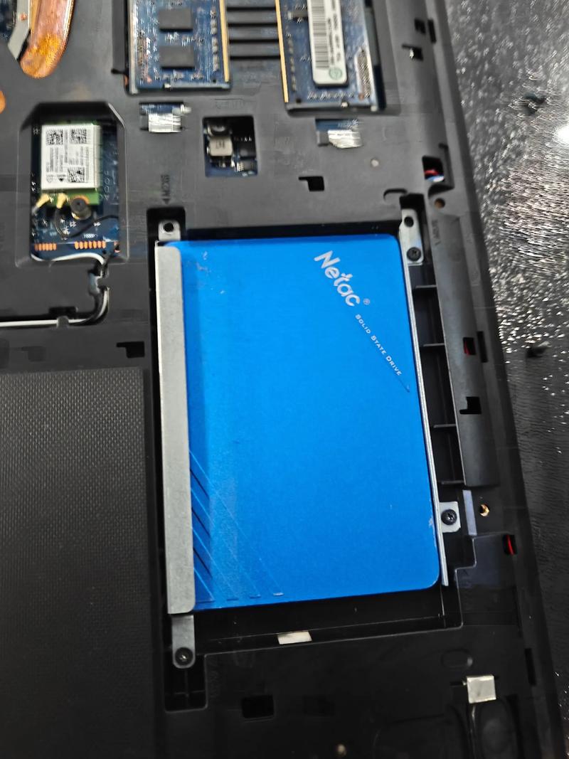 y480加装固态硬盘教程-图1 y480加装固态硬盘教程-图1