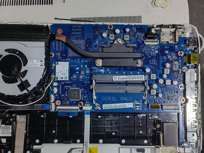 三星355v5c怎么拆机？-图2