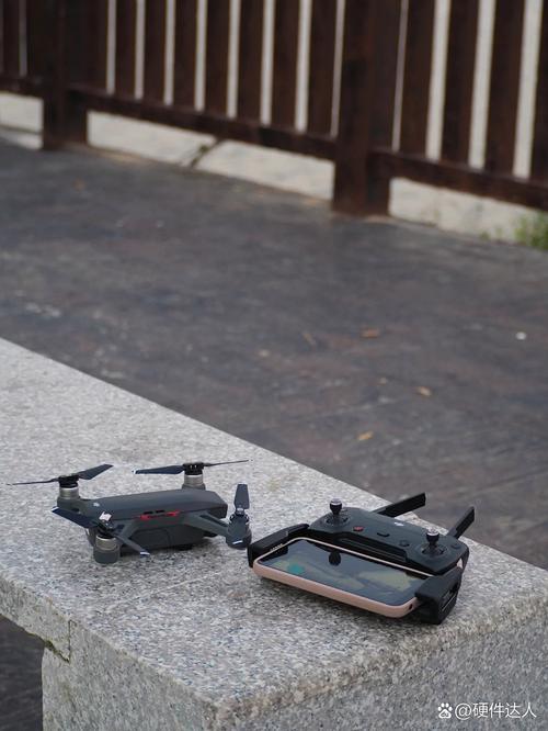 大疆Spark新手如何快速上手?-图2 大疆Spark新手如何快速上手?-图2