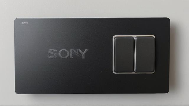 sony电视开关在哪